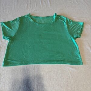 American Eagle Soft and Sexy Size Medium Green Women's Crop Top